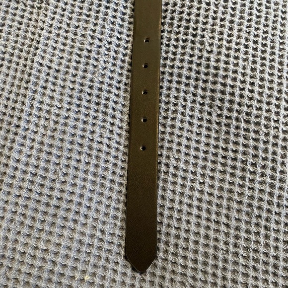 NWOT black & gold buckle belt - Picture 4 of 5